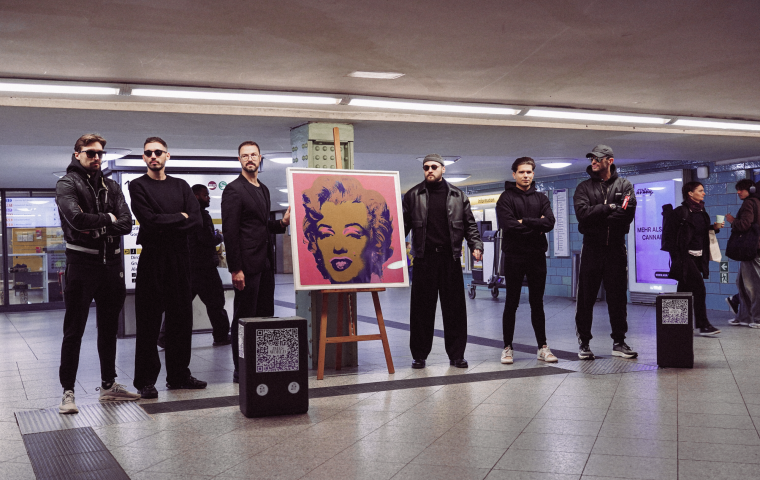 7 Minuten Kunstgeschichte: Warhol im Berliner Untergrund