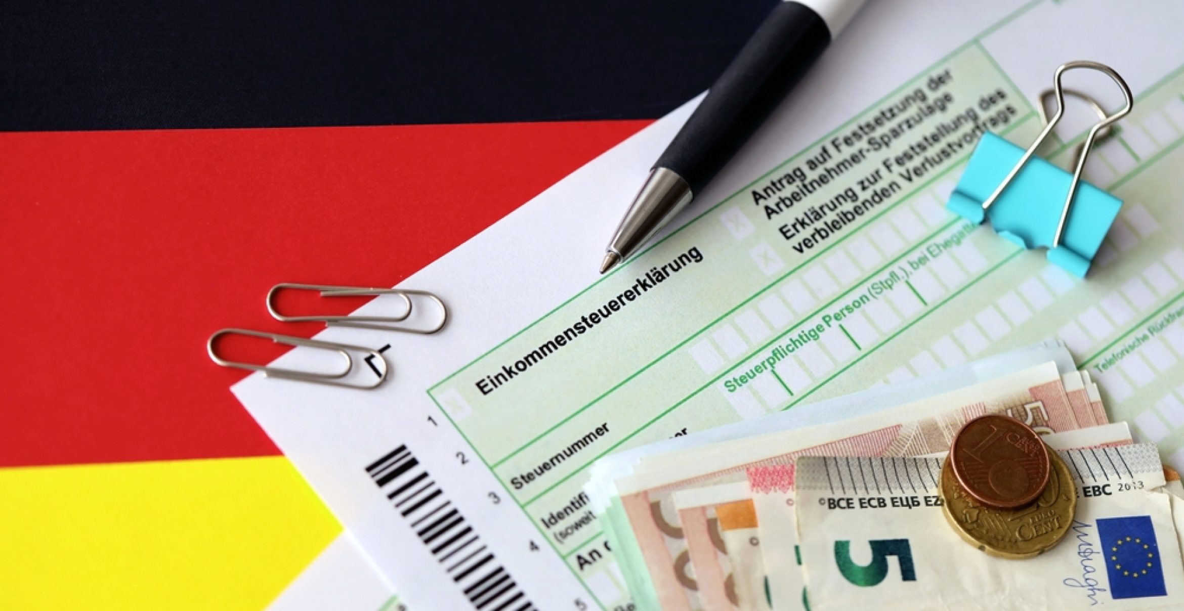 Steuerzahlerbund: Das neue Schwarzbuch der Steuergeldverschwendung 2025