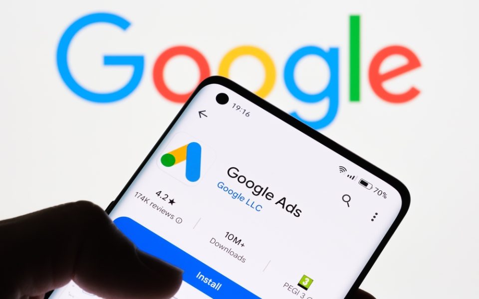 Google führt Ads in KI-Antworttexten ein.