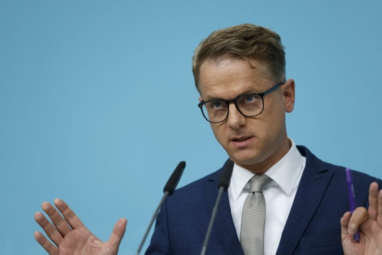 Beamten-Kahlschlag: Linnemanns radikaler Plan für den Staatsapparat