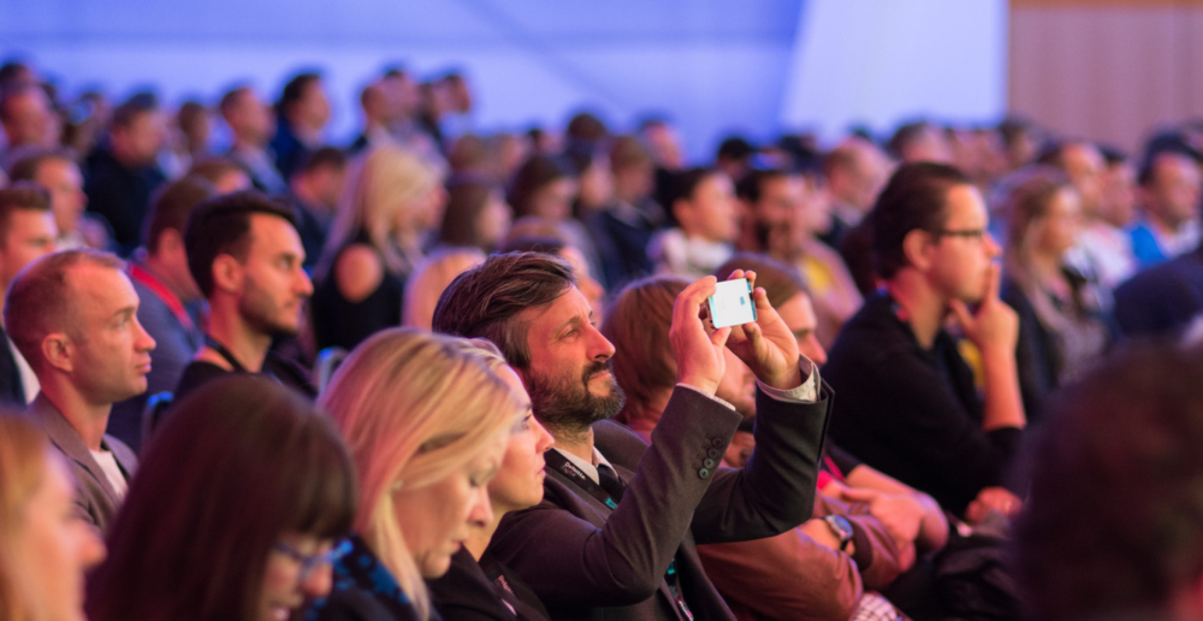 DMEXCO 2025: Wo KI auf Kreativität trifft – und wer gewinnt