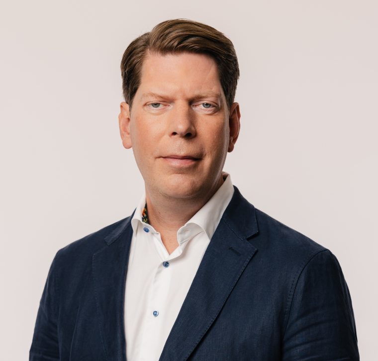 Vom Gründer zum Museums-Pionier – Lars Hinrichs über Digitalkunst, Mission & Wandel