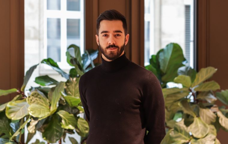 Klima-Fintech Planet2050 trifft Kult-Mobil: Klimaschutz mit Style statt Verzicht