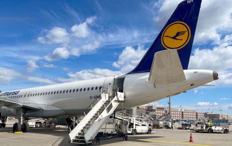 Lufthansa im Sinkflug: KI soll den Kranich retten