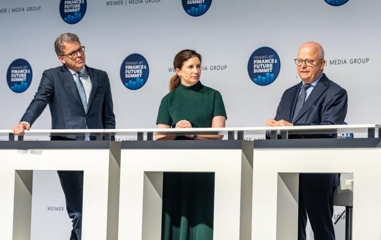 3 Billionen Euro ungenutzt: Finanzchefs fordern Kapitalmarkt-Reform
