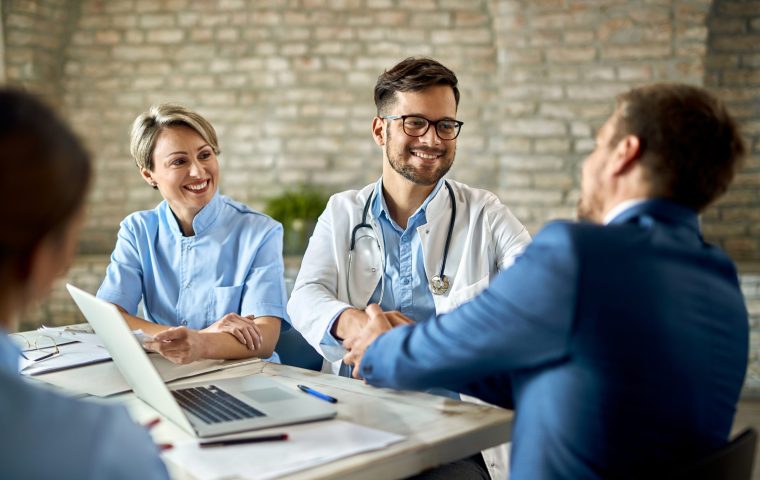 Private Krankenversicherung für Unternehmer und Freiberufler: Dein Leitfaden zur klugen Entscheidung