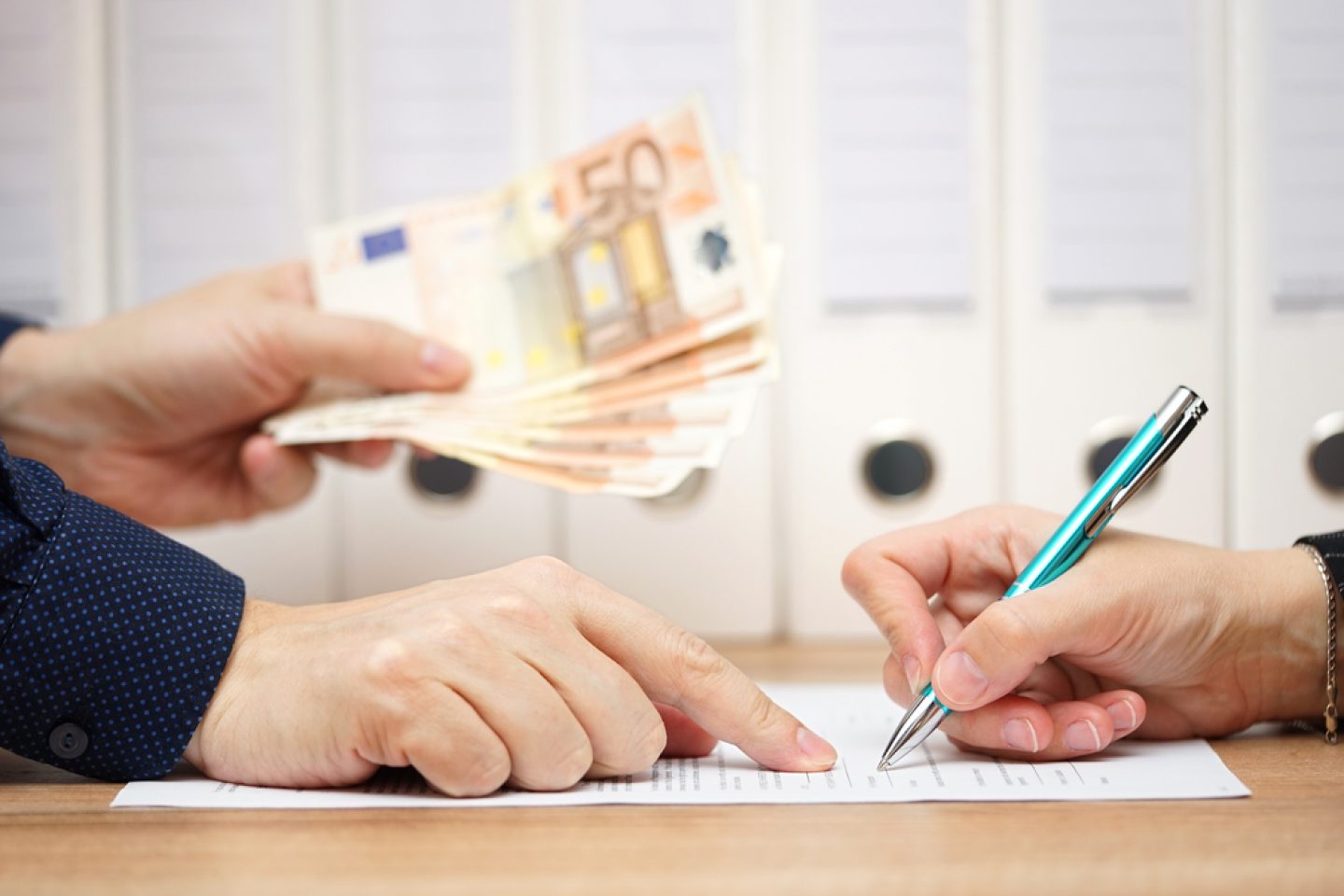 Neue Zahlen zur Abfindung: So unterschiedlich zahlen Deutschlands Arbeitgeber