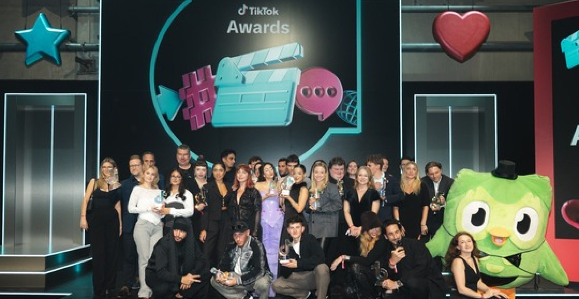 TikTok Awards 2025: Duolingo, KFC & BARMER zeigen, wie radikale Authentizität gewinnt