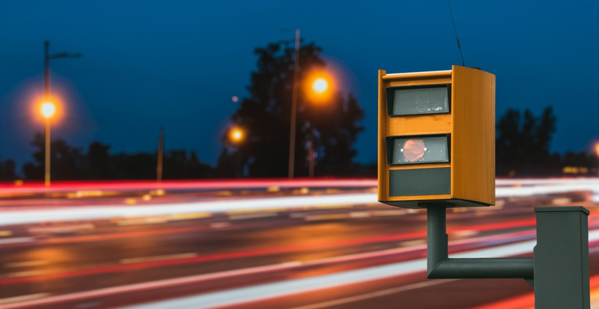 Blitzerwarner oft als Grauzone eingeschätzt: Die Konsequenzen drohen wirklich!