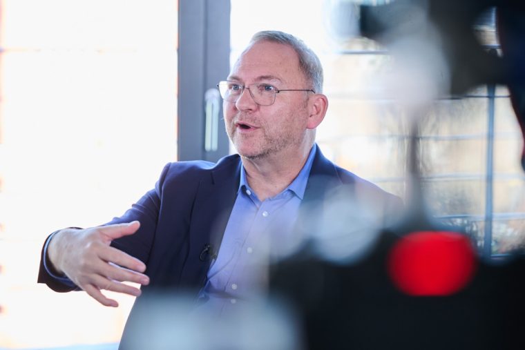 Verdi-Chef fordert Reichen-Steuer für Renten-Boost