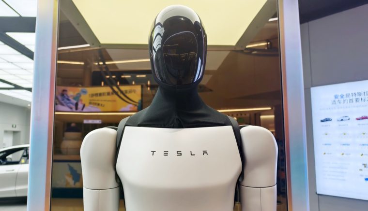 Humanoide Roboter: Der Pflegenotstand drängt, die Robotik hinkt hinterher