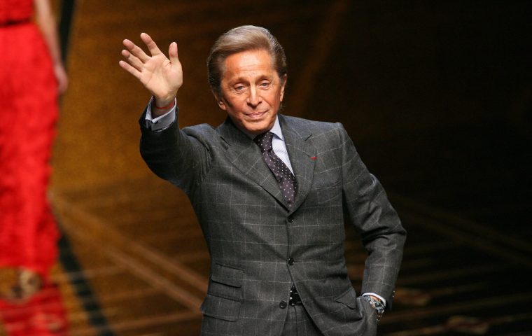 Mode-Kaiser Valentino (†93): Máxima, J.Lo, Beckham & Co. ohne neue Kleider