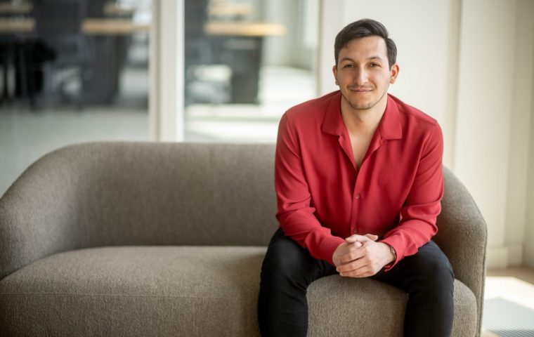 Wenn Rechte nicht mehr durchsetzbar sind: Die stille Krise des Rechtsstaats und der KI-Ausweg