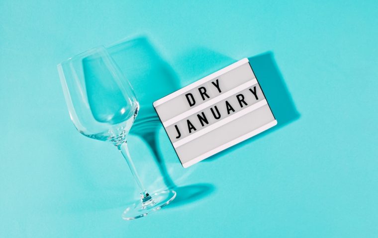 Dry January: Die 31-Tage-Formel für Körper und Konto