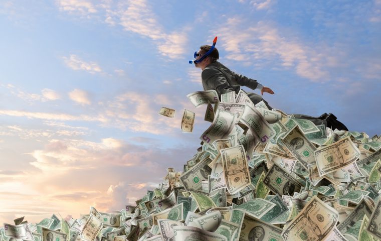 OXFAM: Milliardäre im Geldrausch – der Rest zahlt den Preis