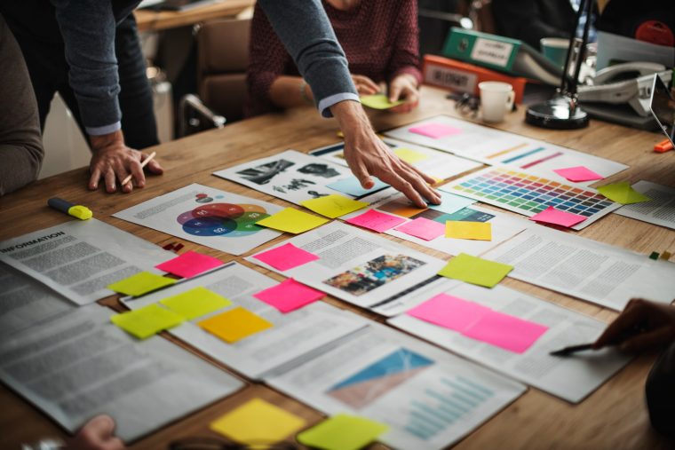 Wenn der Markt kippt: Projektmanagement für Organisationsentwicklung ohne Showeffekte