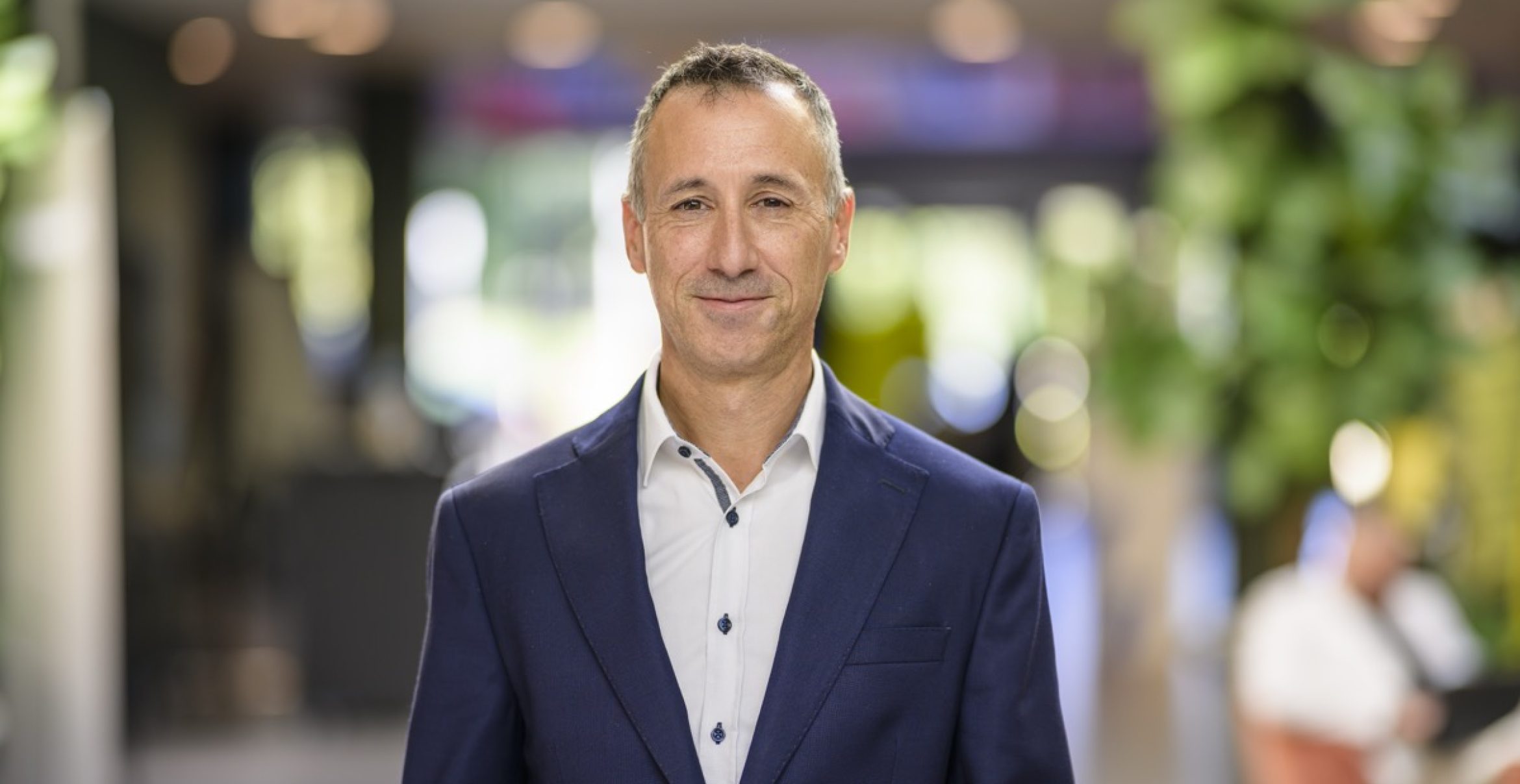 Zufriedenheit als Wirtschaftsfaktor: Wie Technologie auf der Arbeit zufriedener macht