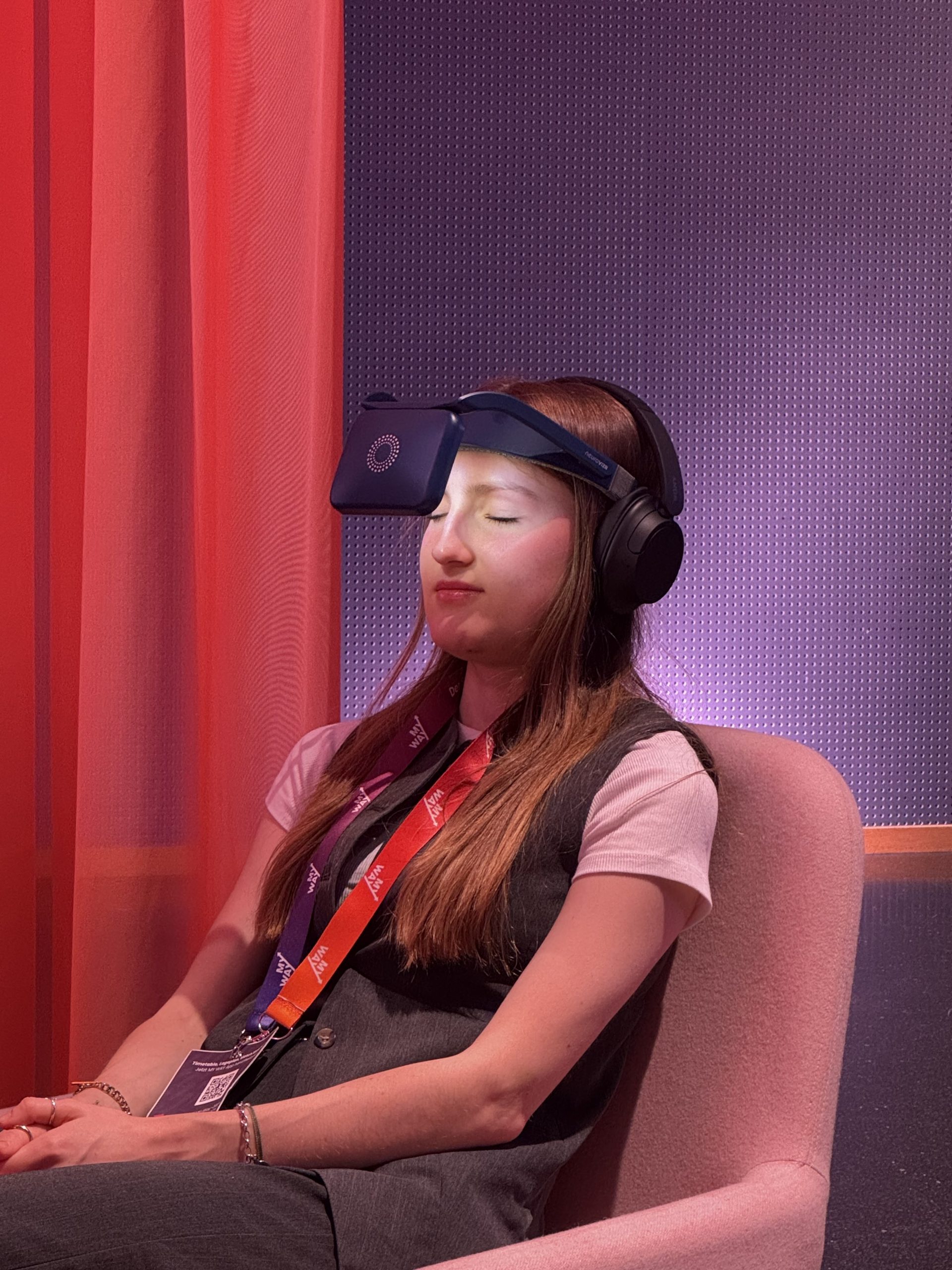 NeuroVIZR & Flow Science	