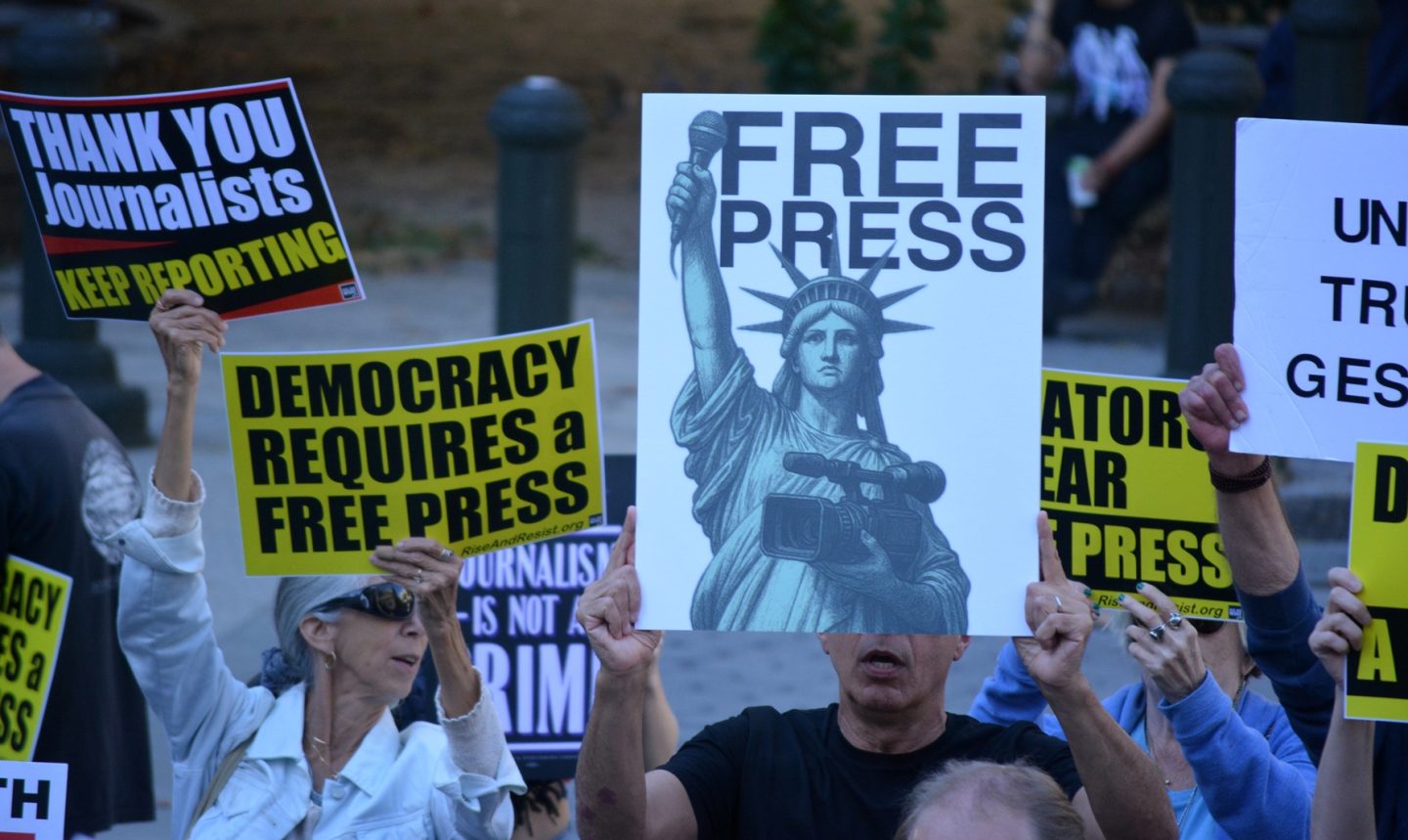 USA im Demokratie-Crash: Pressefreiheit bricht ein