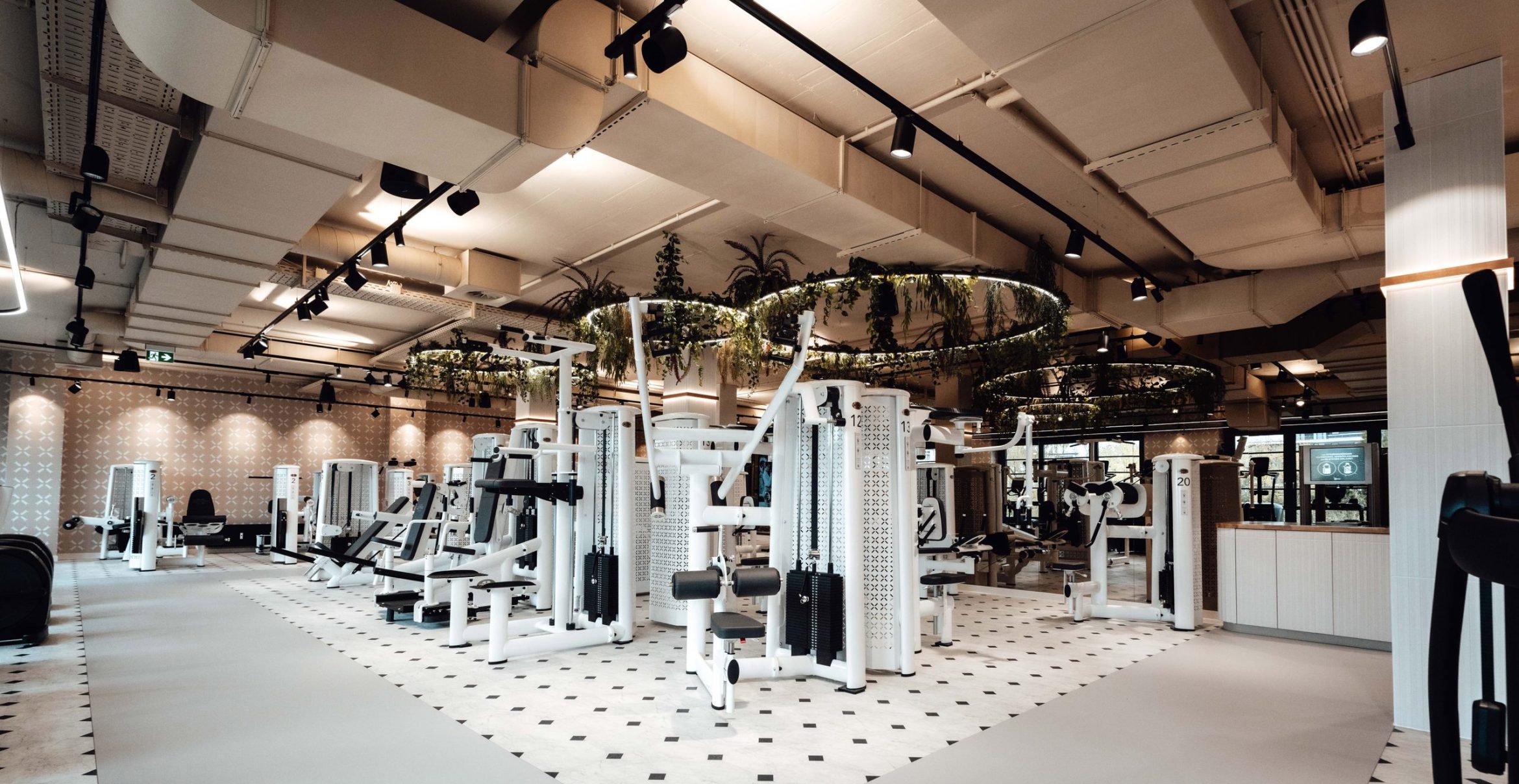 FITSEVENELEVEN bringt Frankfurt-Flair nach München