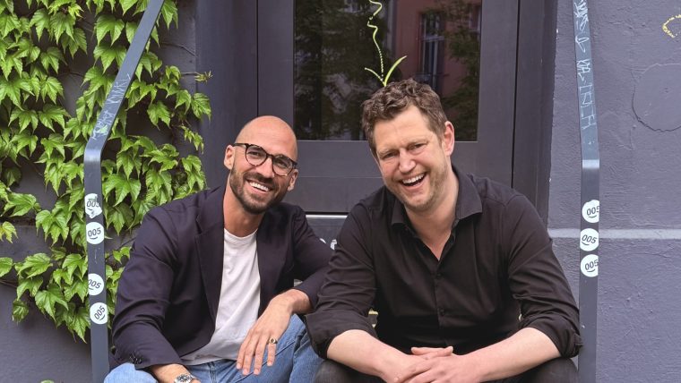 Frontnow im Wandel: Neue Führung, neue Struktur und warum Agentic Commerce bessere Daten braucht – Interview mit Gabriel Bobinski, CEO Frontnow