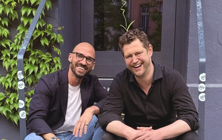 Frontnow im Wandel: Neue Führung, neue Struktur und warum Agentic Commerce bessere Daten braucht – Interview mit Gabriel Bobinski, CEO Frontnow