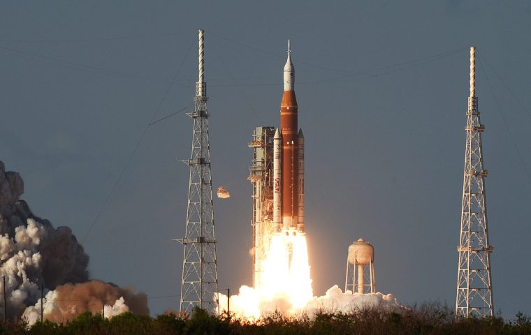 Artemis 2 hebt ab: Der Mond wird wieder zur Zukunftszone
