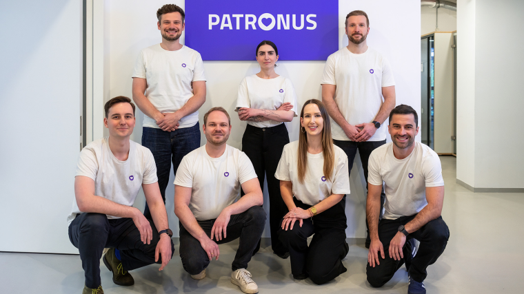 Oma trägt jetzt Smartwatch: Patronus greift den Notrufmarkt an und holt 11 Millionen