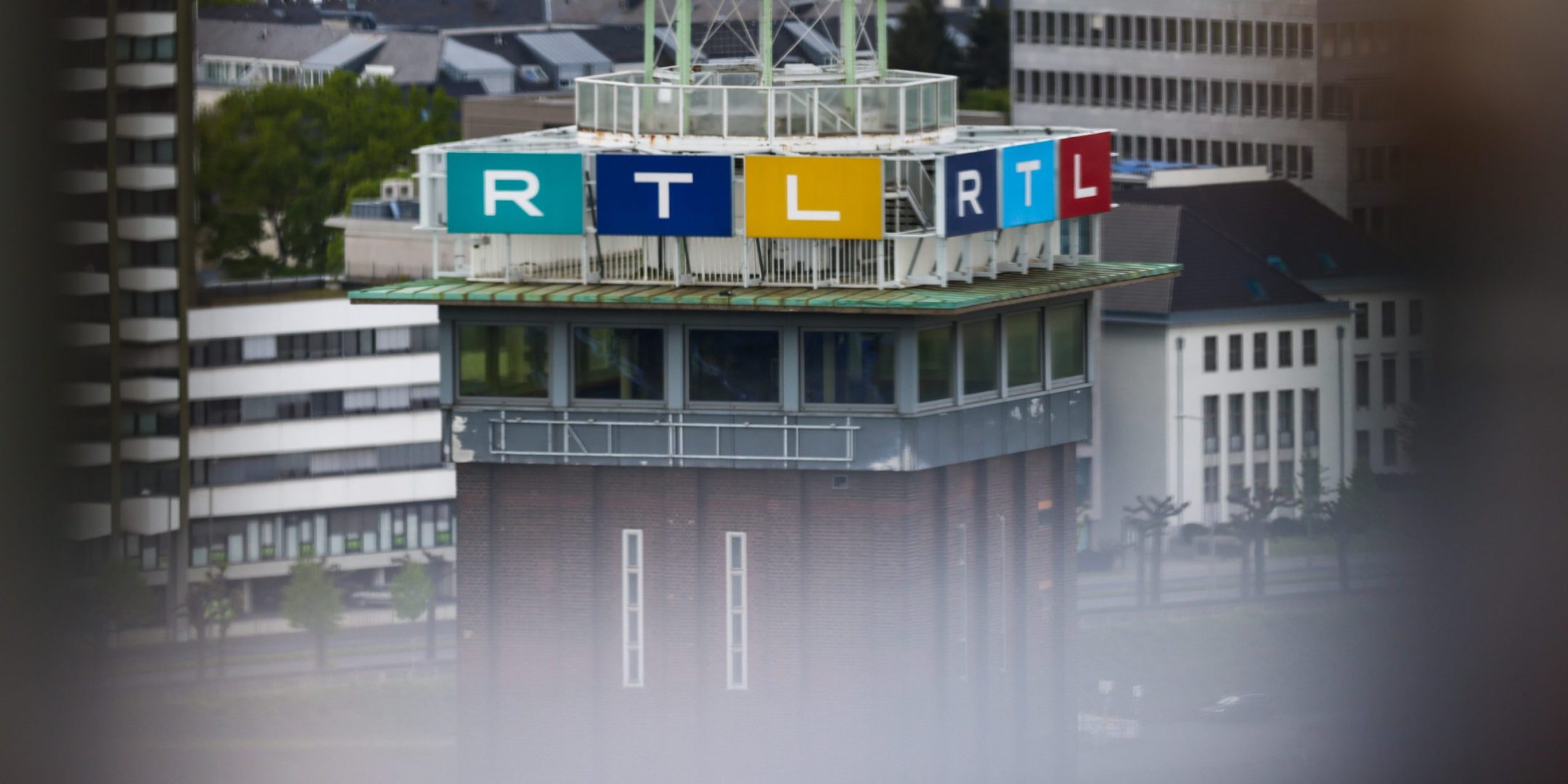 RTL-Sky-Übernahme: Ein Monat Zuckerguss, drei Jahre Beweislast