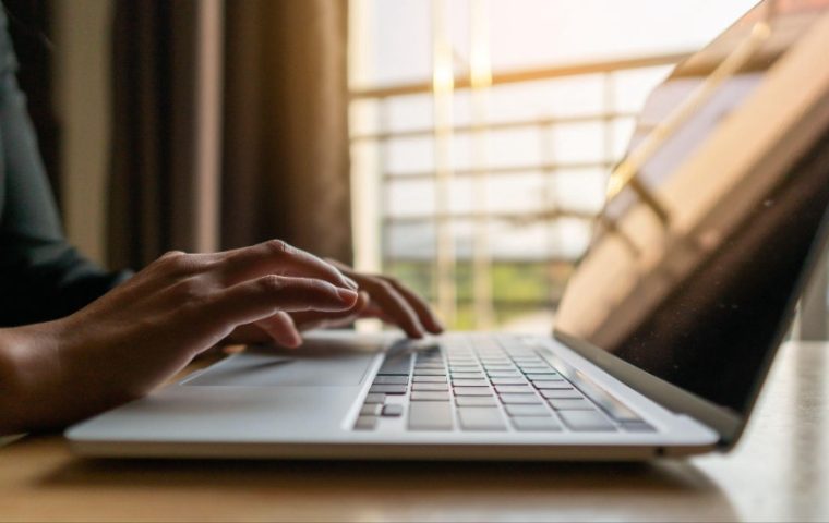 KI-Content im Unternehmen: Schnell produziert, aber nicht automatisch brauchbar