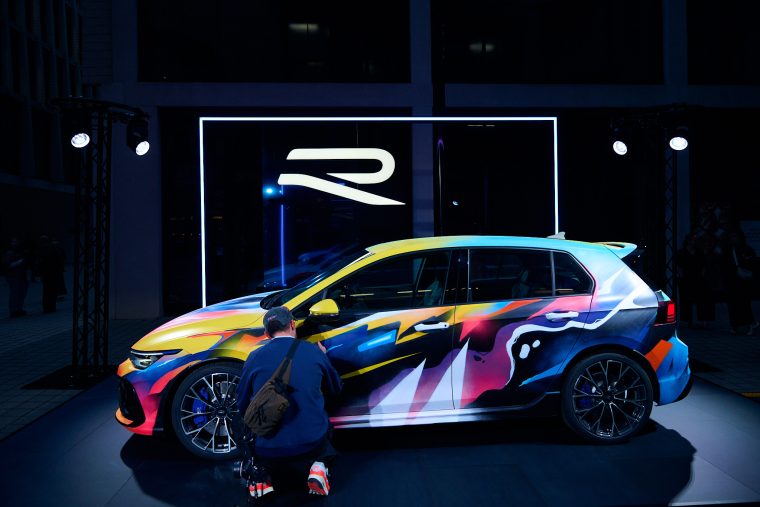 Volkswagen R feierte bei Fotografiska Berlin den Auftakt seines Kulturengagements.