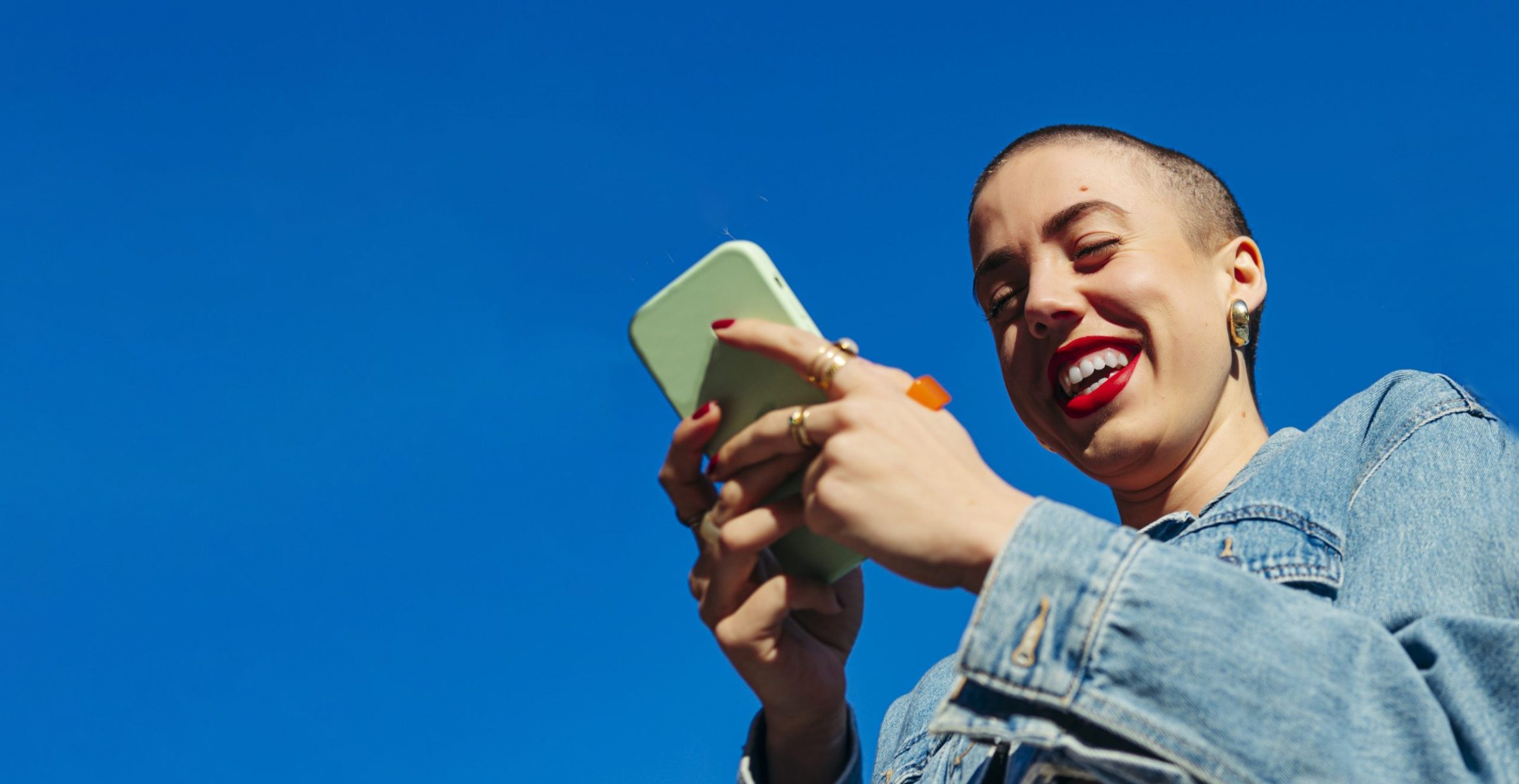 Zwischen ChatGPT und Existenzangst: Was Gen Z laut Zenjob-Studie wirklich umtreibt