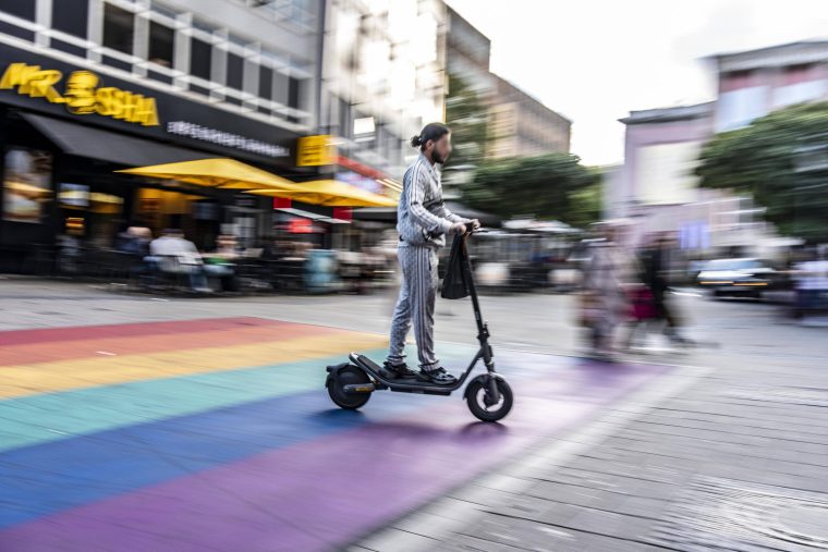 E-Scooter-Regeln 2027: DAS wird teurer