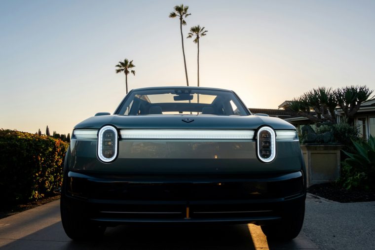 Rivian wächst, aber Stückzahlen sind mini gegen Chinas Millionen von E-Autos
